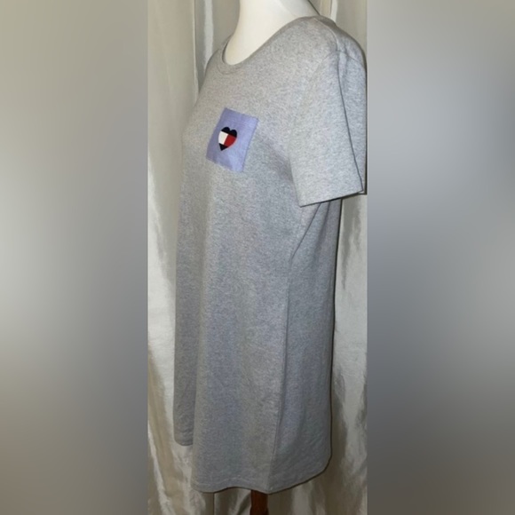 🎉HP🎉New! Tommy Hilfiger Gray/Chambray Logo Heart Pocket TShirt Dress GrayLarge - Picture 6 of 8